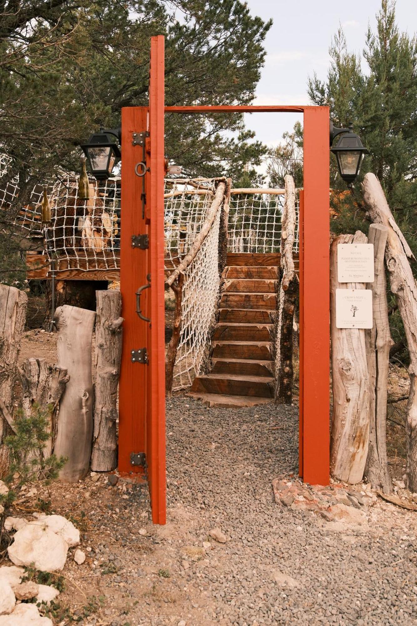Villa Crows Nest Treehouse At El Mstico Ranch Nogal Esterno foto