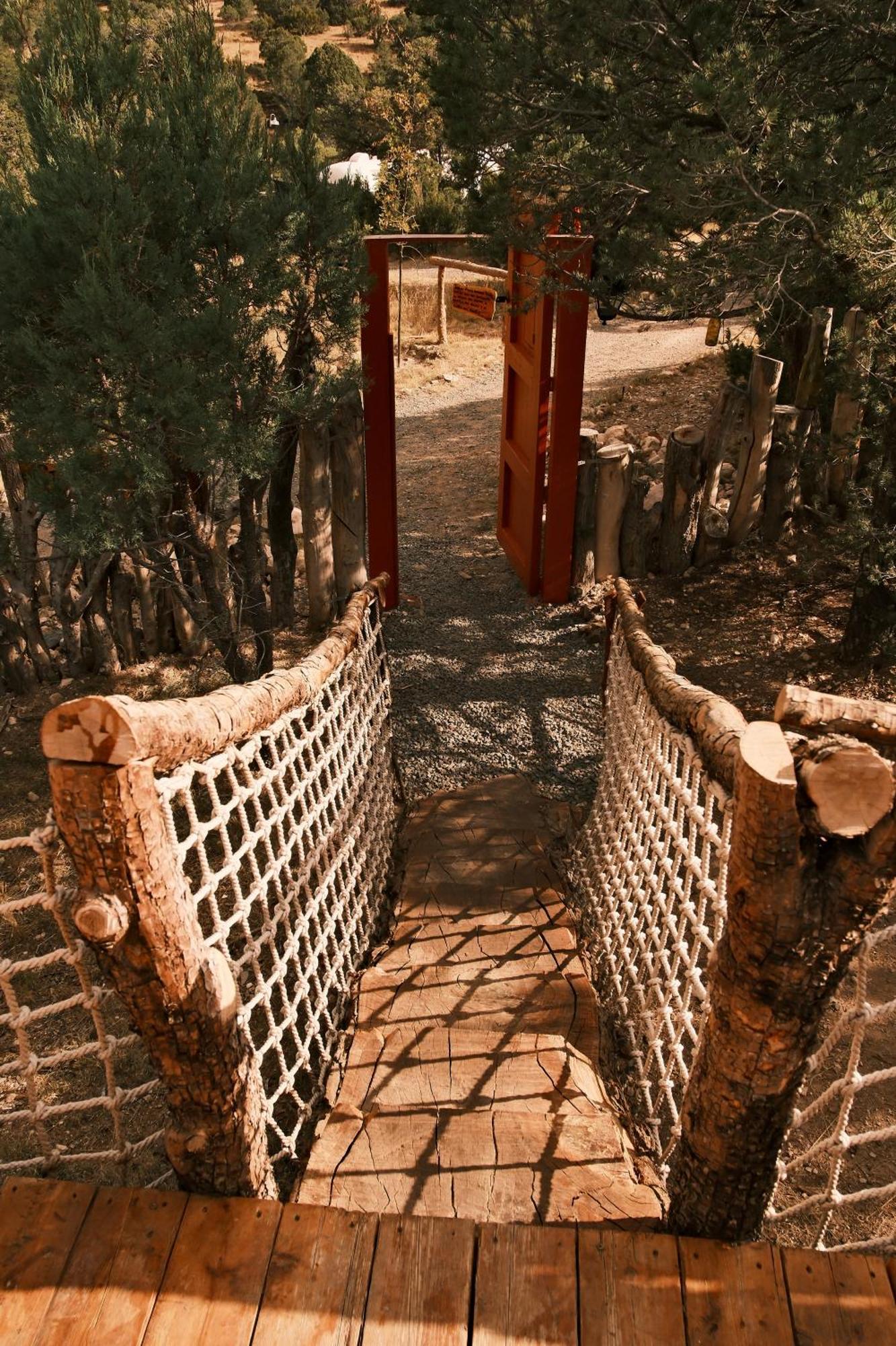 Villa Crows Nest Treehouse At El Mstico Ranch Nogal Esterno foto